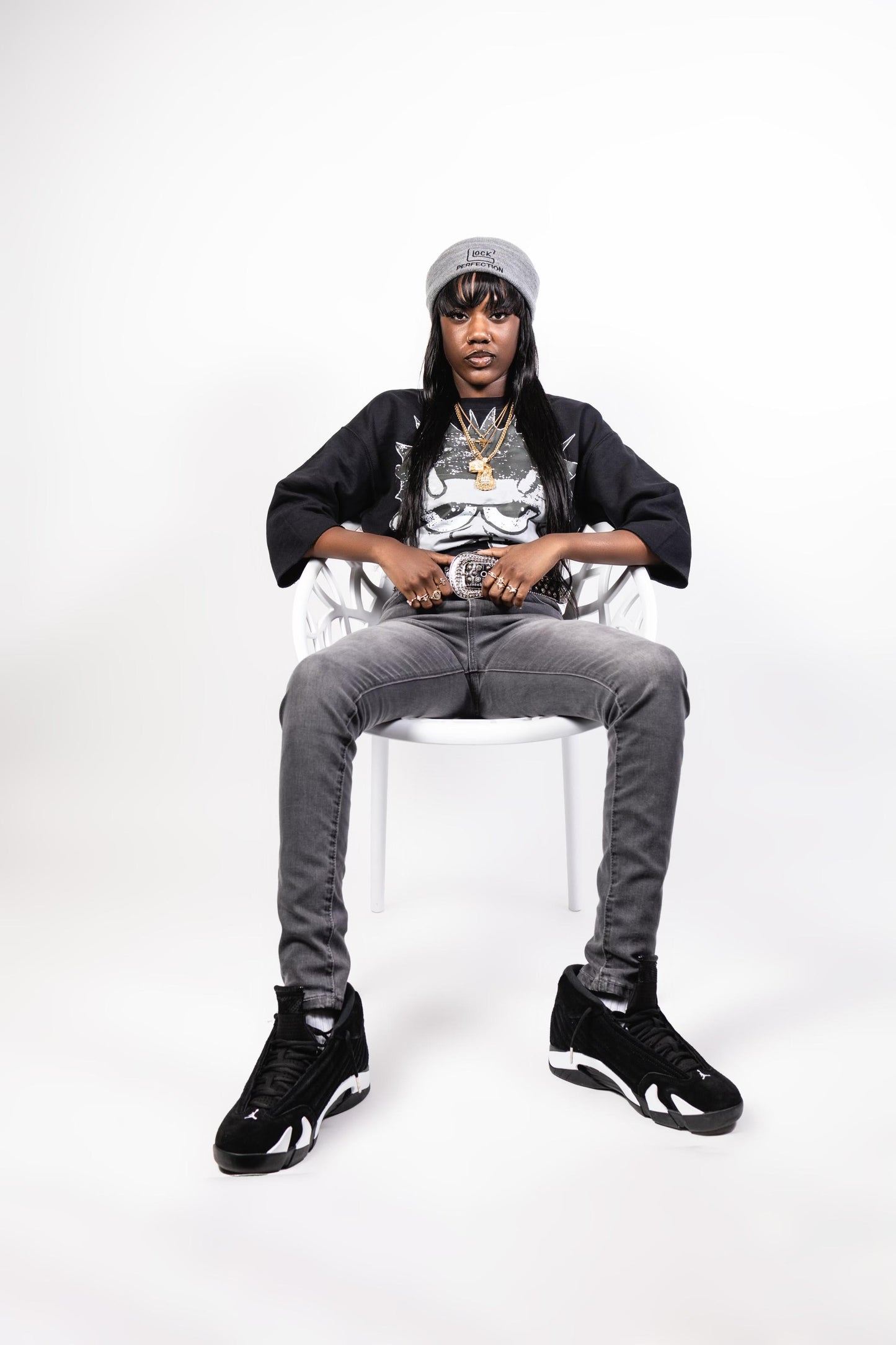 MONSTER GREY BLACK CROPPED TEE
