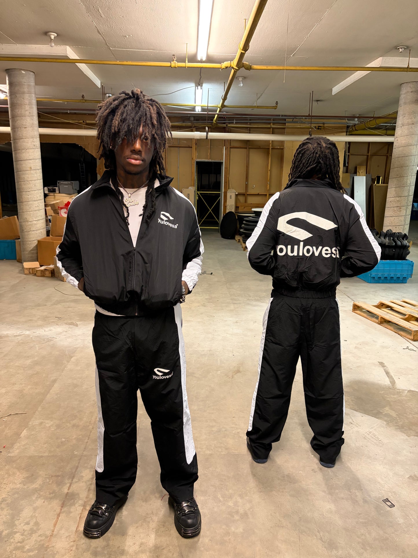 007 BLACK DUO